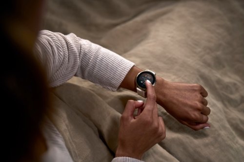 ใส่ Smart Watch นอนเพื่อทำงานเป็นเครื่องวัดออกซิเจนในเลือด